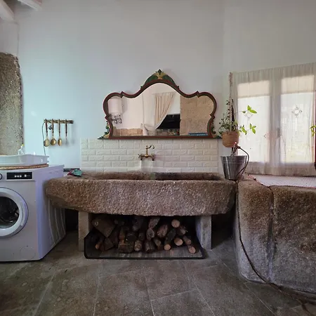 Casina Rustica En Proximidades De La Ribeira Sacra