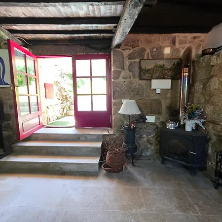 Casina Rustica En Proximidades De La Ribeira Sacra Ourense